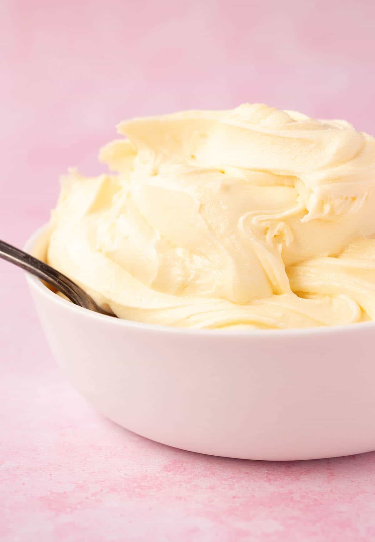 Easy Silky White Chocolate Buttercream for Bakery Results